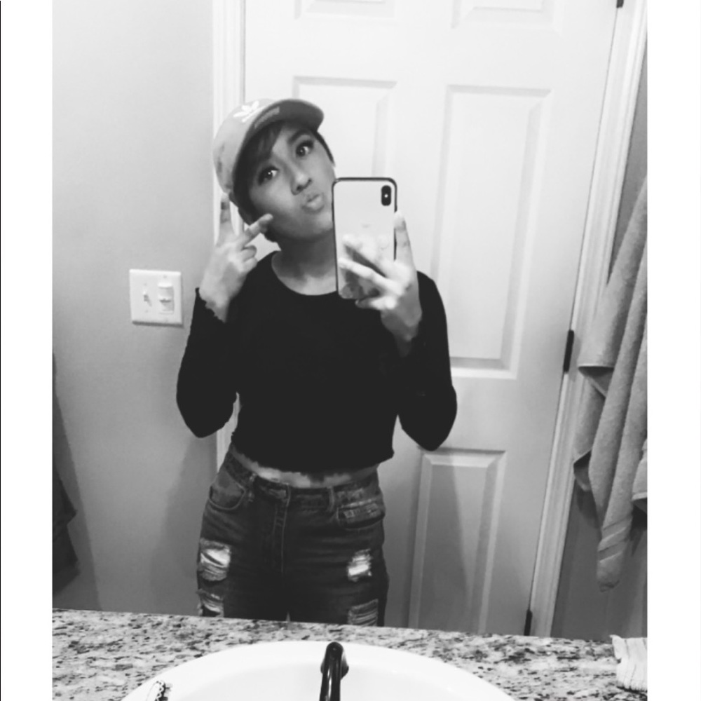 Meet your Posher, Tori